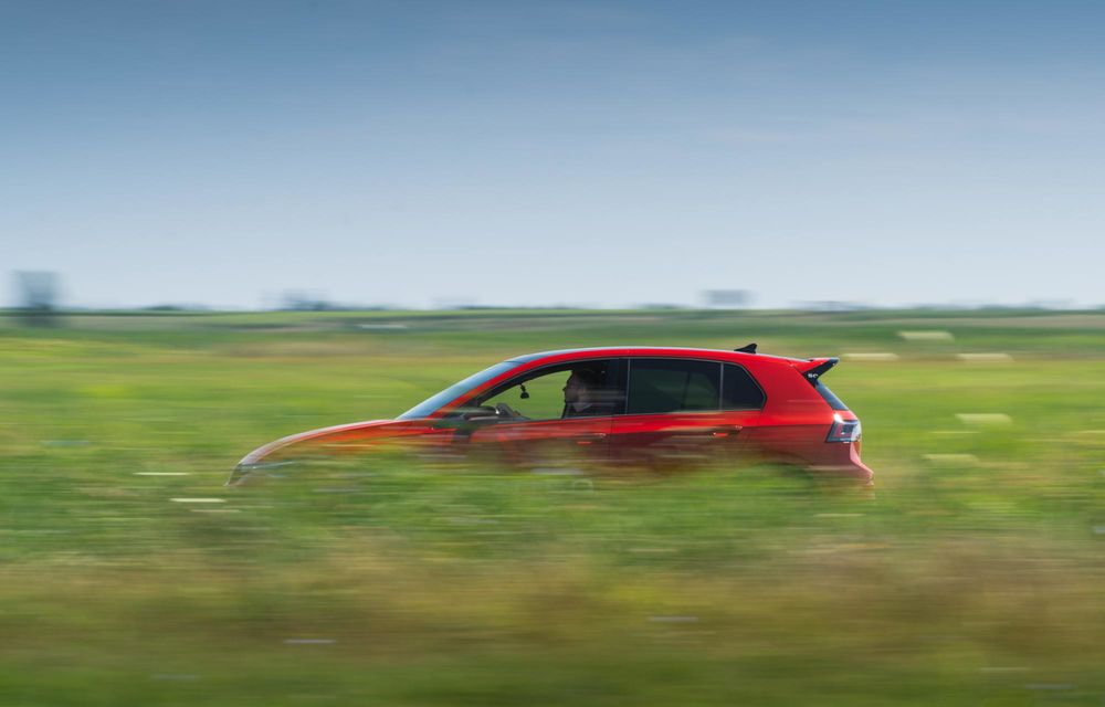 REPORTAJ: 50 de ani de GTI: experiență pe circuit cu cel mai puternic Golf GTI construit vreodată - Poza 34