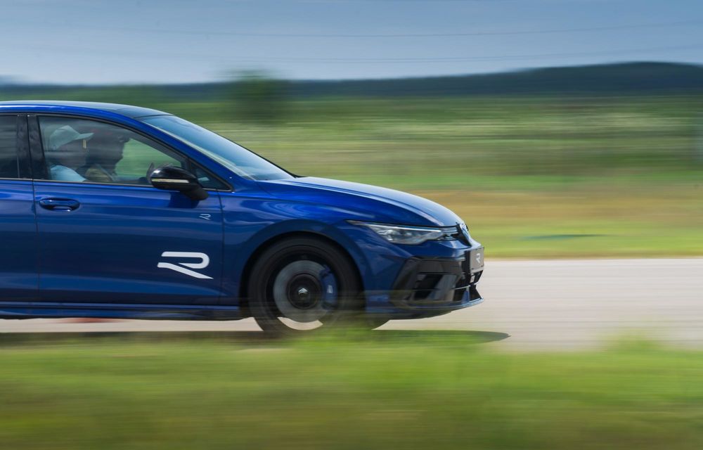 REPORTAJ: 50 de ani de GTI: experiență pe circuit cu cel mai puternic Golf GTI construit vreodată - Poza 35