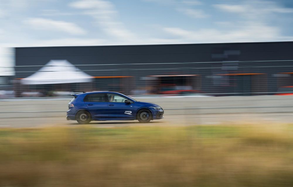 REPORTAJ: 50 de ani de GTI: experiență pe circuit cu cel mai puternic Golf GTI construit vreodată - Poza 36