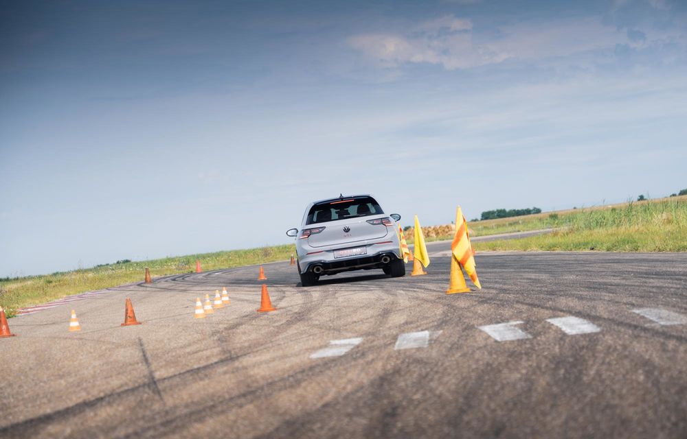 REPORTAJ: 50 de ani de GTI: experiență pe circuit cu cel mai puternic Golf GTI construit vreodată - Poza 16