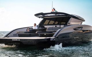 Brabus prezintă noul iaht de lux Ultima 55, dezvoltat împreună cu Sunreef