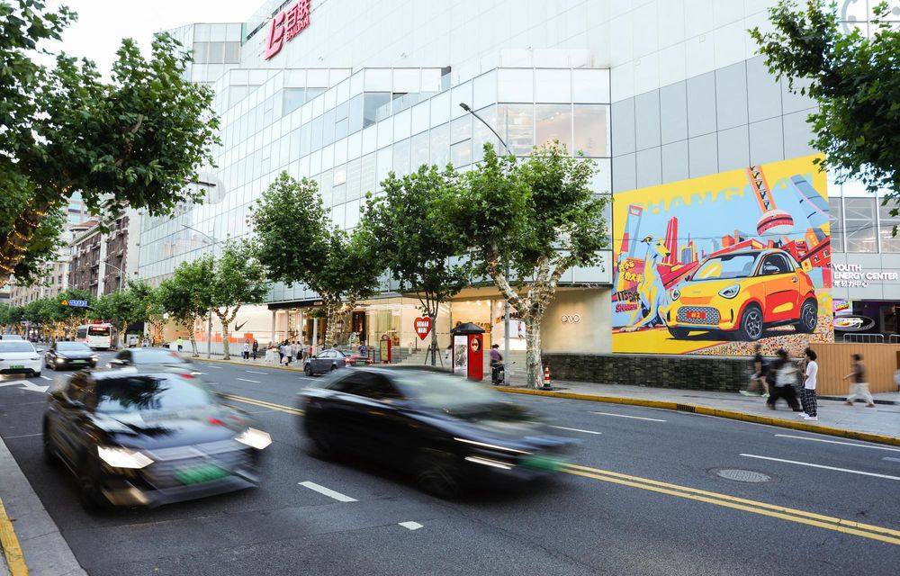 Noul Smart #2: exterior dezvăluit prin picturi murale - Poza 2 Noul Smart #2: exterior dezvăluit prin picturi murale - Poza 2