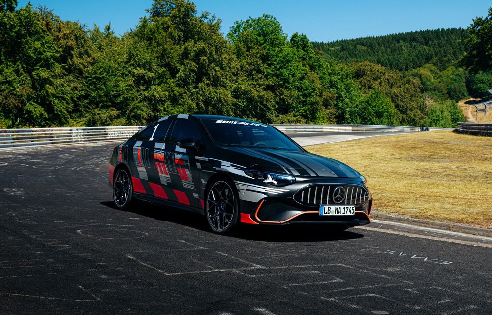Mercedes-AMG CLA 45, record pe Nurburgring. Este cea mai rapidă berlină - Poza 7