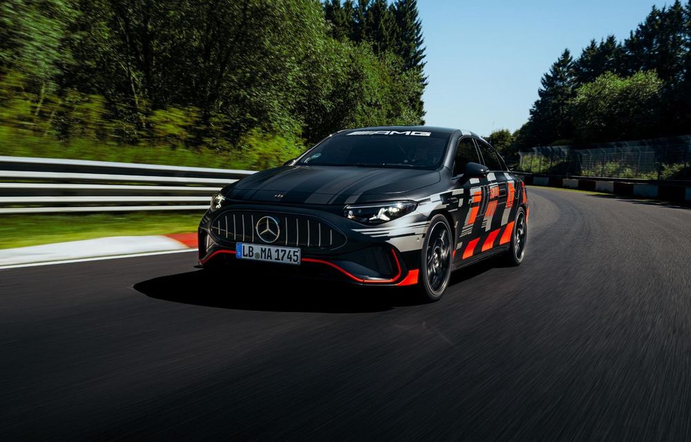Mercedes-AMG CLA 45, record pe Nurburgring. Este cea mai rapidă berlină - Poza 1