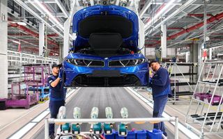 BMW demarează producția de serie a noului i3 la uzina din Munchen BMW demarează producția de serie a noului i3 la uzina din Munchen