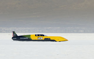 JCB Hydromax, alimentat cu hidrogen, a stabilit un nou record de viteză pe uscat: 654 km/h JCB Hydromax, alimentat cu hidrogen, a stabilit un nou record de viteză pe uscat: 654 km/h