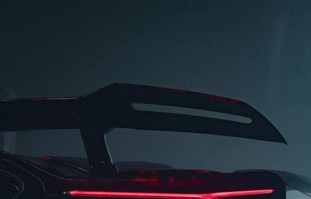 Noi imagini cu viitorul Lamborghini Revuelto SV. Debut în 14 august - Poza 4 Noi imagini cu viitorul Lamborghini Revuelto SV. Debut în 14 august - Poza 4