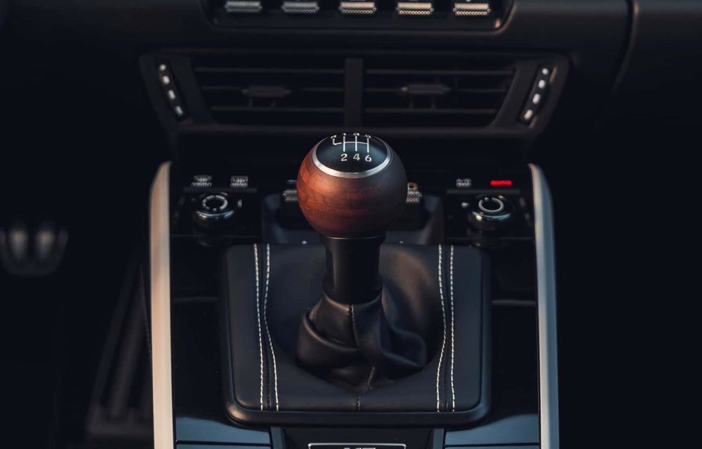 Cutia manuală se întoarce pe Porsche 911, însă doar în America de Nord - Poza 9