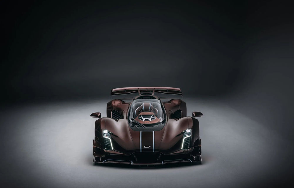 Czinger prezintă noul 21C Spyder: 30 de exemplare, preț de 2.4 milioane de euro - Poza 3 Czinger prezintă noul 21C Spyder: 30 de exemplare, preț de 2.4 milioane de euro - Poza 3
