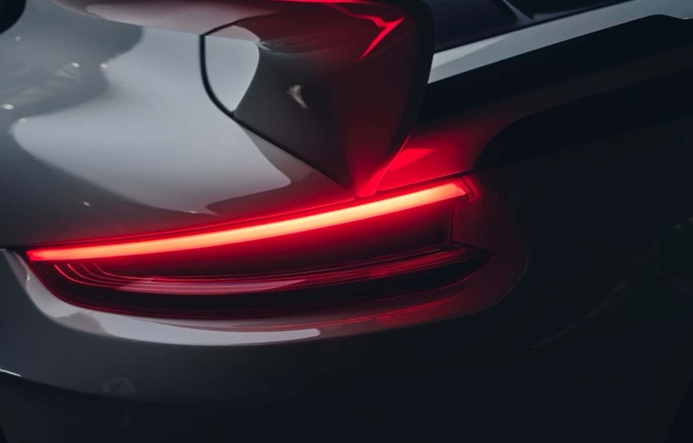 Porsche creează un 911 GT2 Flachbau RS: model unicat, omagiu pentru legendarul 935/78 „Moby Dick” - Poza 8 Porsche creează un 911 GT2 Flachbau RS: model unicat, omagiu pentru legendarul 935/78 „Moby Dick” - Poza 8