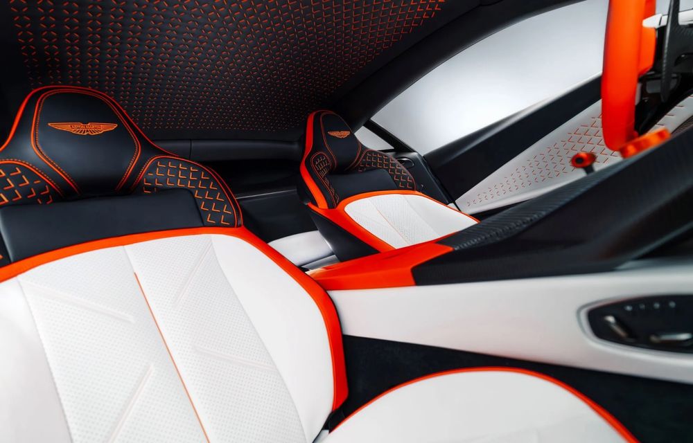 Aston Martin Valen: 838 CP și 150 de exemplare pentru cel mai puternic model de serie cu motor frontal - Poza 10 Aston Martin Valen: 838 CP și 150 de exemplare pentru cel mai puternic model de serie cu motor frontal - Poza 10