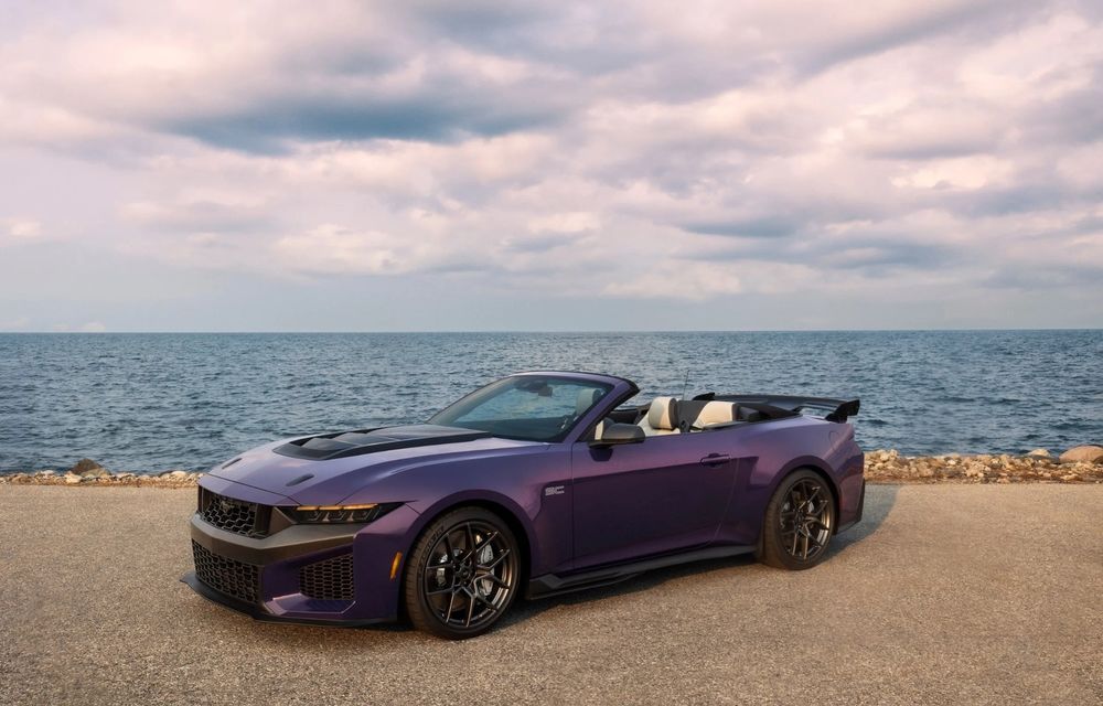 Ford Mustang Dark Horse SC Convertible: cel mai puternic Mustang decapotabil din istorie are 795 CP - Poza 1 Ford Mustang Dark Horse SC Convertible: cel mai puternic Mustang decapotabil din istorie are 795 CP - Poza 1