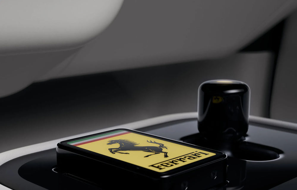 Primul Ferrari Luce de serie, vândut cu 40 de milioane de dolari la licitație - Poza 13 Primul Ferrari Luce de serie, vândut cu 40 de milioane de dolari la licitație - Poza 13