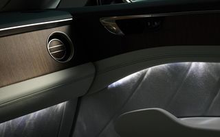 Noi imagini cu interiorul primului Bentley electric: inserții din lână Merino Noi imagini cu interiorul primului Bentley electric: inserții din lână Merino