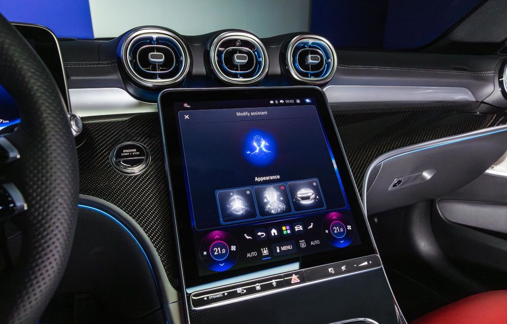 Noul Mercedes-Benz Clasa C facelift: motorizări electrificate și design revizuit - Poza 15 Noul Mercedes-Benz Clasa C facelift: motorizări electrificate și design revizuit - Poza 15