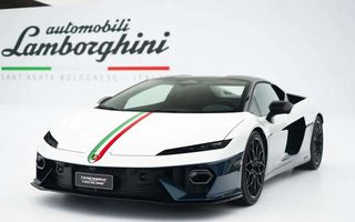 Lamborghini prezintă Temerario Tricolore, un omagiu adus măiestriei italiene