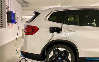 (P) Mașinile electrice vor câștiga cotă de piață în 2026, odată cu evoluția experienței digitale de condus (P) Mașinile electrice vor câștiga cotă de piață în 2026, odată cu evoluția experienței digitale de condus