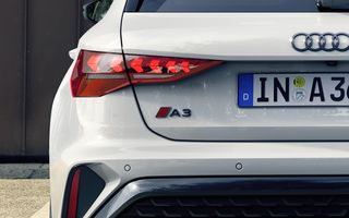 Următorul Audi A3 promite un interior nou: calitate mai bună a materialelor și comenzi fizice