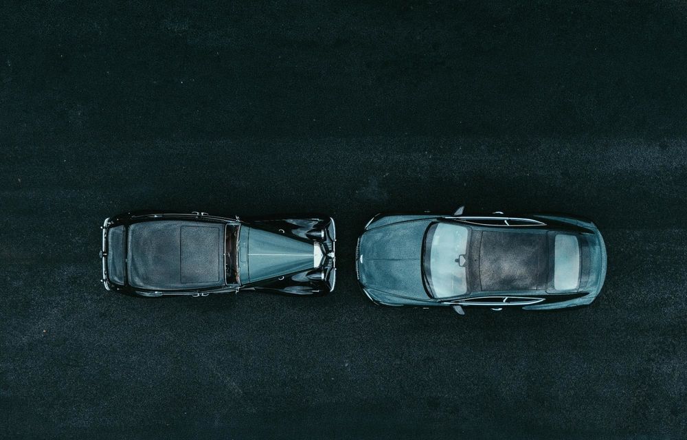 Exemplar unicat Bentley Continental GT Azure. Marchează 80 de ani de producție la uzina din Crewe - Poza 4 Exemplar unicat Bentley Continental GT Azure. Marchează 80 de ani de producție la uzina din Crewe - Poza 4