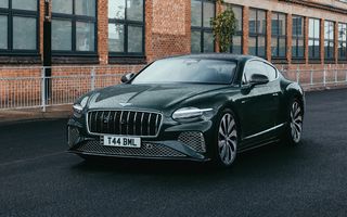 Exemplar unicat Bentley Continental GT Azure. Marchează 80 de ani de producție la uzina din Crewe Exemplar unicat Bentley Continental GT Azure. Marchează 80 de ani de producție la uzina din Crewe