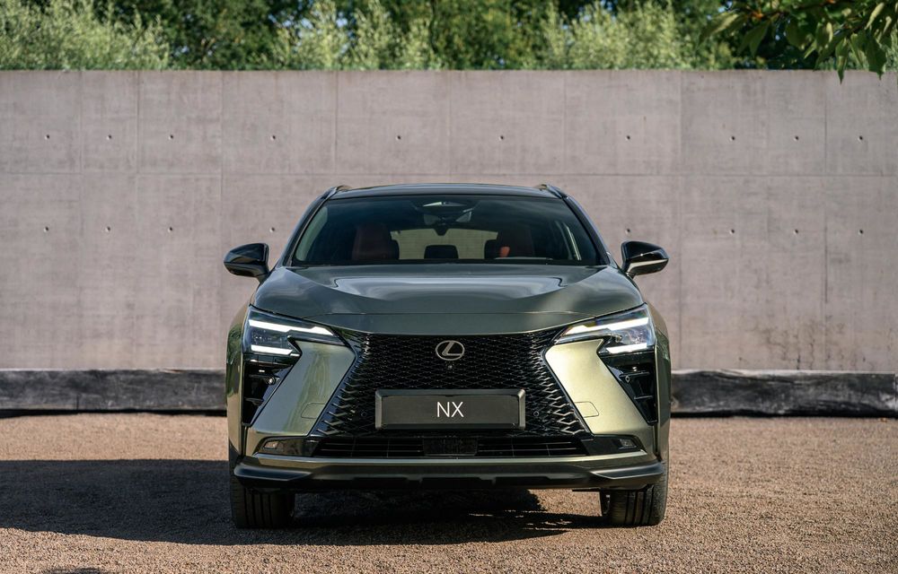 Noul Lexus NX facelift: motoare hibride mai puternice și design revizuit - Poza 10 Noul Lexus NX facelift: motoare hibride mai puternice și design revizuit - Poza 10
