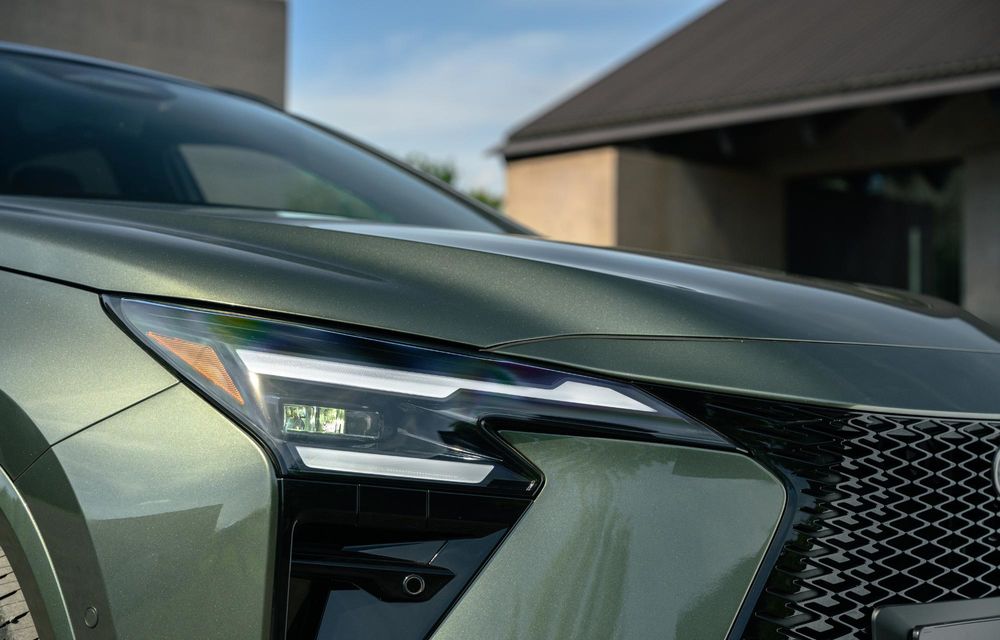 Noul Lexus NX facelift: motoare hibride mai puternice și design revizuit - Poza 26 Noul Lexus NX facelift: motoare hibride mai puternice și design revizuit - Poza 26