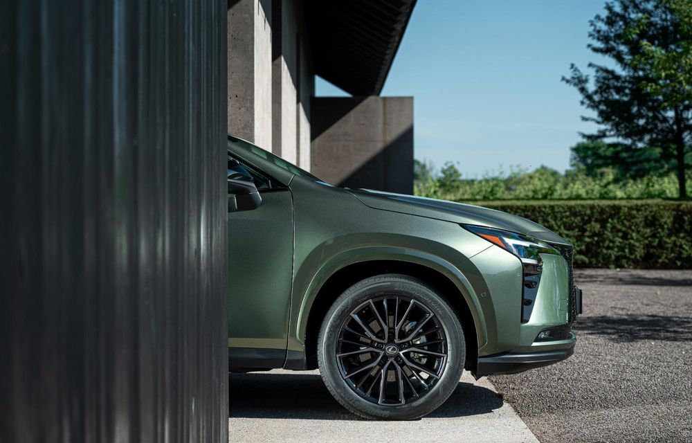 Noul Lexus NX facelift: motoare hibride mai puternice și design revizuit - Poza 28 Noul Lexus NX facelift: motoare hibride mai puternice și design revizuit - Poza 28