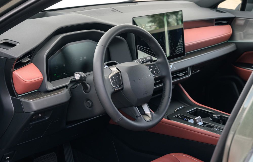 Noul Lexus NX facelift: motoare hibride mai puternice și design revizuit - Poza 42 Noul Lexus NX facelift: motoare hibride mai puternice și design revizuit - Poza 42
