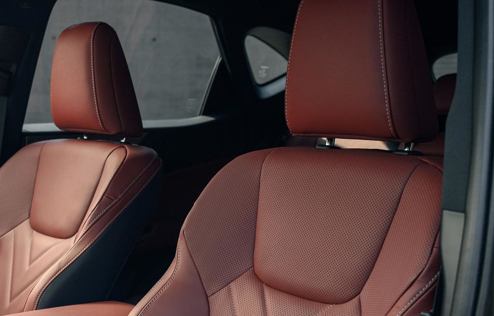 Noul Lexus NX facelift: motoare hibride mai puternice și design revizuit - Poza 45 Noul Lexus NX facelift: motoare hibride mai puternice și design revizuit - Poza 45