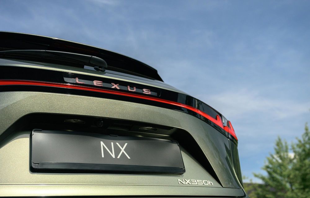 Noul Lexus NX facelift: motoare hibride mai puternice și design revizuit - Poza 22 Noul Lexus NX facelift: motoare hibride mai puternice și design revizuit - Poza 22