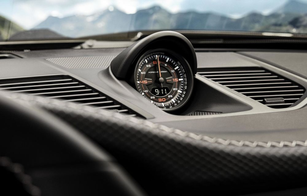 Noul Porsche 911 GT3 Bergsport: ediție specială inspirată de Munții Alpi - Poza 24 Noul Porsche 911 GT3 Bergsport: ediție specială inspirată de Munții Alpi - Poza 24
