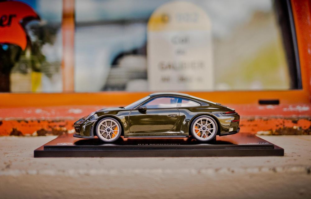 Noul Porsche 911 GT3 Bergsport: ediție specială inspirată de Munții Alpi - Poza 29 Noul Porsche 911 GT3 Bergsport: ediție specială inspirată de Munții Alpi - Poza 29