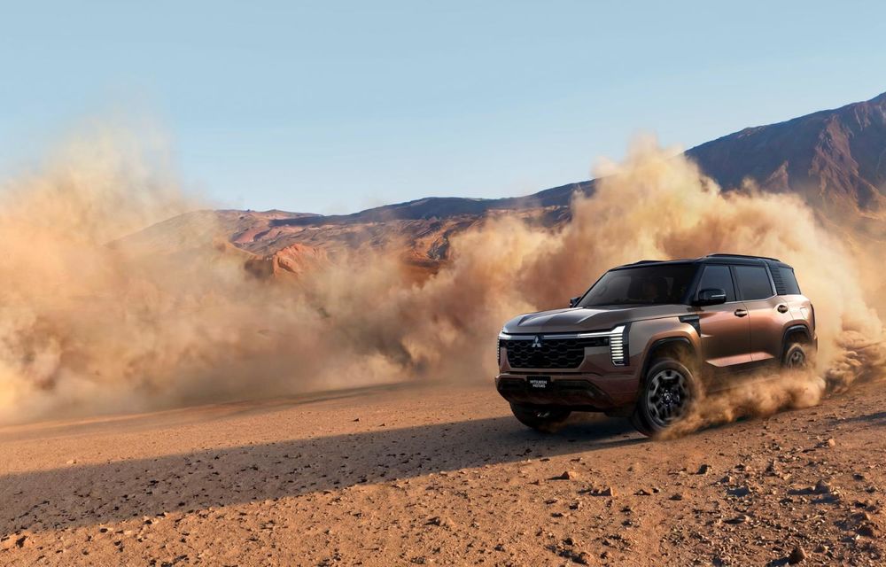 Noul Mitsubishi Pajero este aici: prima generație nouă după 20 de ani - Poza 2 Noul Mitsubishi Pajero este aici: prima generație nouă după 20 de ani - Poza 2