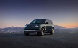 Noul Range Rover Electric: autonomie de 535 de kilometri Noul Range Rover Electric: autonomie de 535 de kilometri