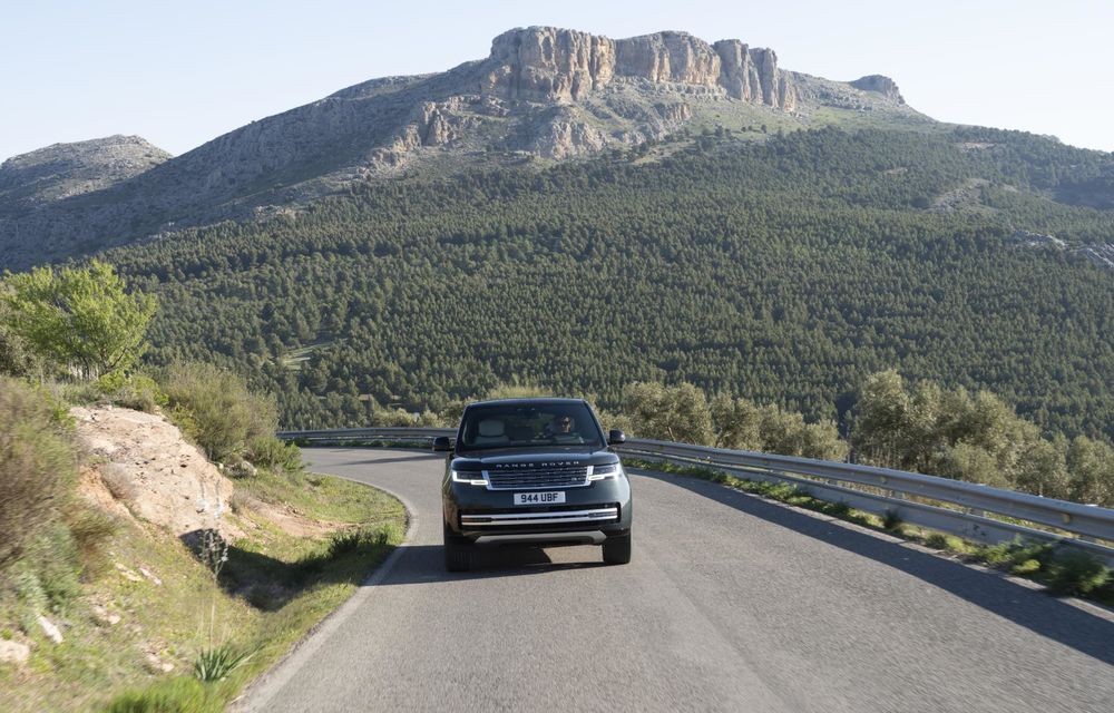 Noul Range Rover Electric: autonomie de 535 de kilometri - Poza 2 Noul Range Rover Electric: autonomie de 535 de kilometri - Poza 2