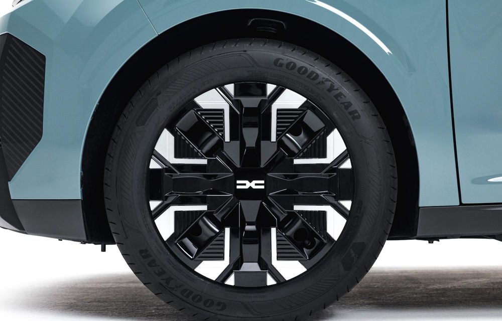 PREMIERĂ: Am văzut pe viu noua generație Dacia Spring. 5 lucruri esențiale - Poza 28