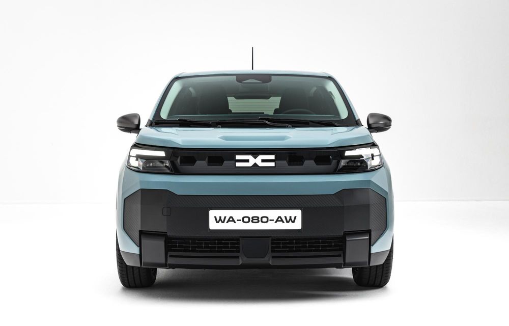 PREMIERĂ: Am văzut pe viu noua generație Dacia Spring. 5 lucruri esențiale - Poza 5