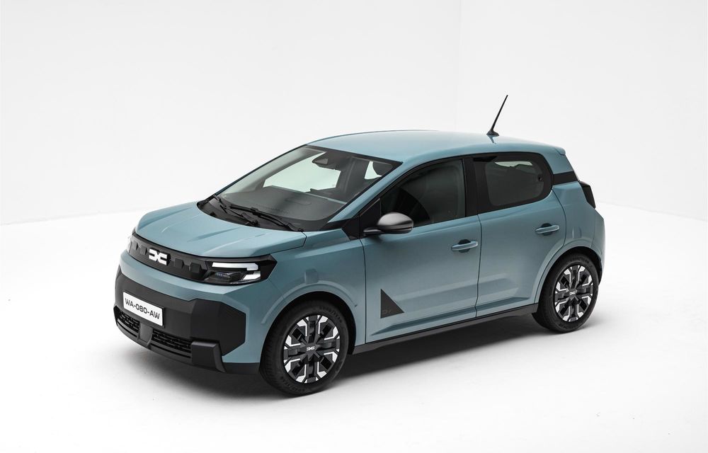 PREMIERĂ: Am văzut pe viu noua generație Dacia Spring. 5 lucruri esențiale - Poza 3