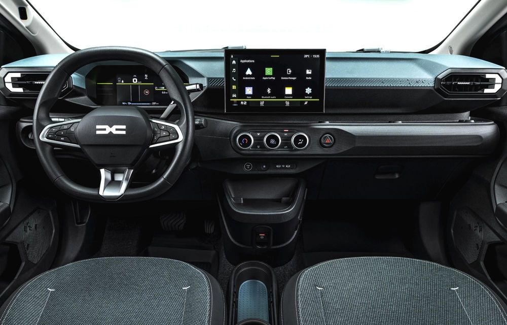 PREMIERĂ: Am văzut pe viu noua generație Dacia Spring. 5 lucruri esențiale - Poza 10