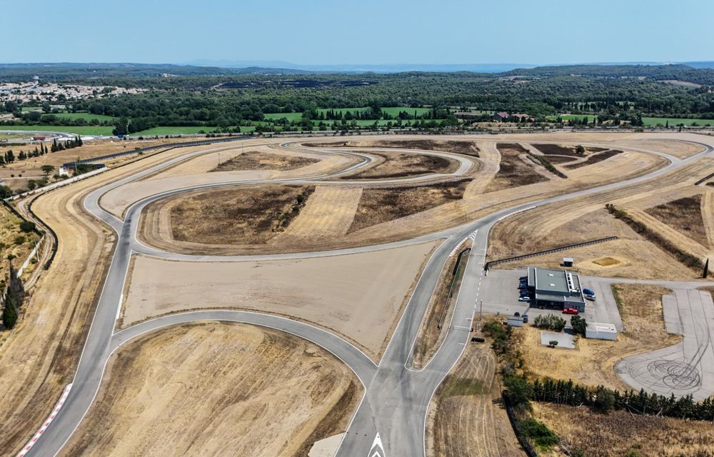 Imagini noi cu viitorul BMW Seria 3: motoare mild-hybrid cu 4 și 6 cilindri - Poza 52 Imagini noi cu viitorul BMW Seria 3: motoare mild-hybrid cu 4 și 6 cilindri - Poza 52