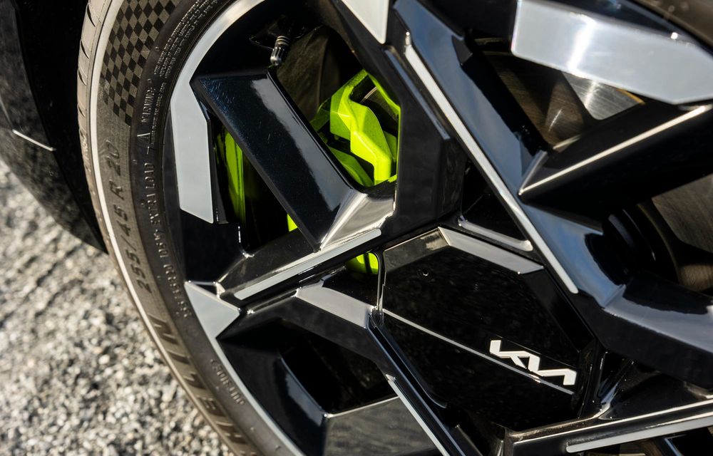 Kia lansează versiuni GT pentru 3 modele electrice - Poza 22 Kia lansează versiuni GT pentru 3 modele electrice - Poza 22