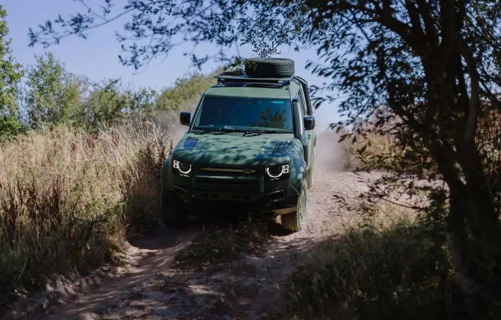 Land Rover Defender Wolf Series II: 4 versiuni militare pregătite pentru armata britanică - Poza 5 Land Rover Defender Wolf Series II: 4 versiuni militare pregătite pentru armata britanică - Poza 5