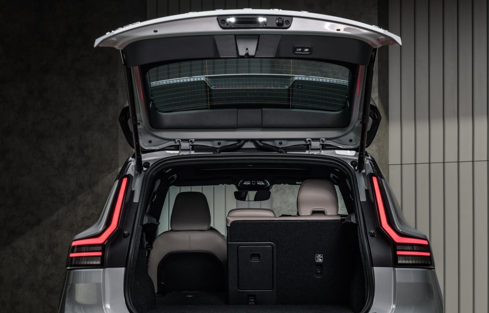 Volvo prezintă facelift-uri pentru XC40, EX40 și EC40 - Poza 101 Volvo prezintă facelift-uri pentru XC40, EX40 și EC40 - Poza 101