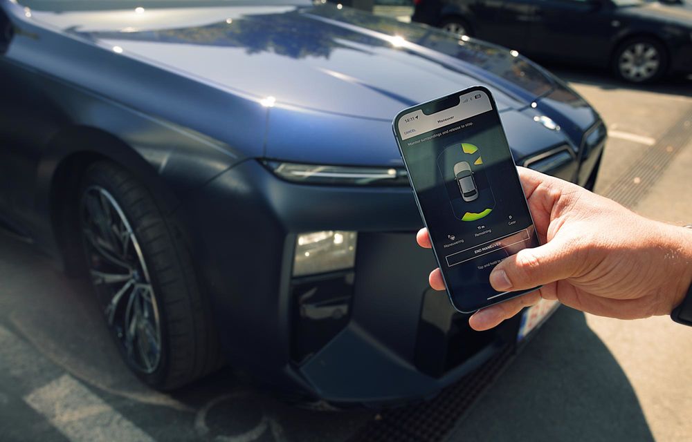 Noul BMW Seria 7 facelift a ajuns în România. Prezentat în cadrul unui eveniment special - Poza 16 Noul BMW Seria 7 facelift a ajuns în România. Prezentat în cadrul unui eveniment special - Poza 16