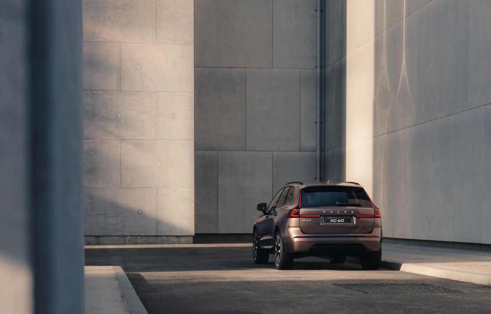 Volvo lansează versiuni PHEV noi pentru XC60 și XC90. Facelift pentru XC60 - Poza 11