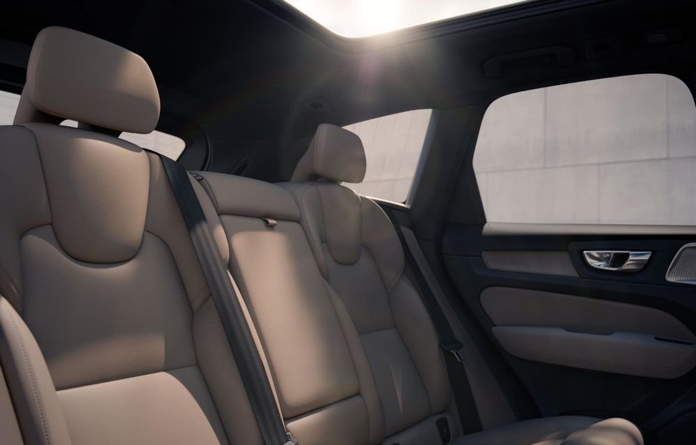 Volvo lansează versiuni PHEV noi pentru XC60 și XC90. Facelift pentru XC60 - Poza 17