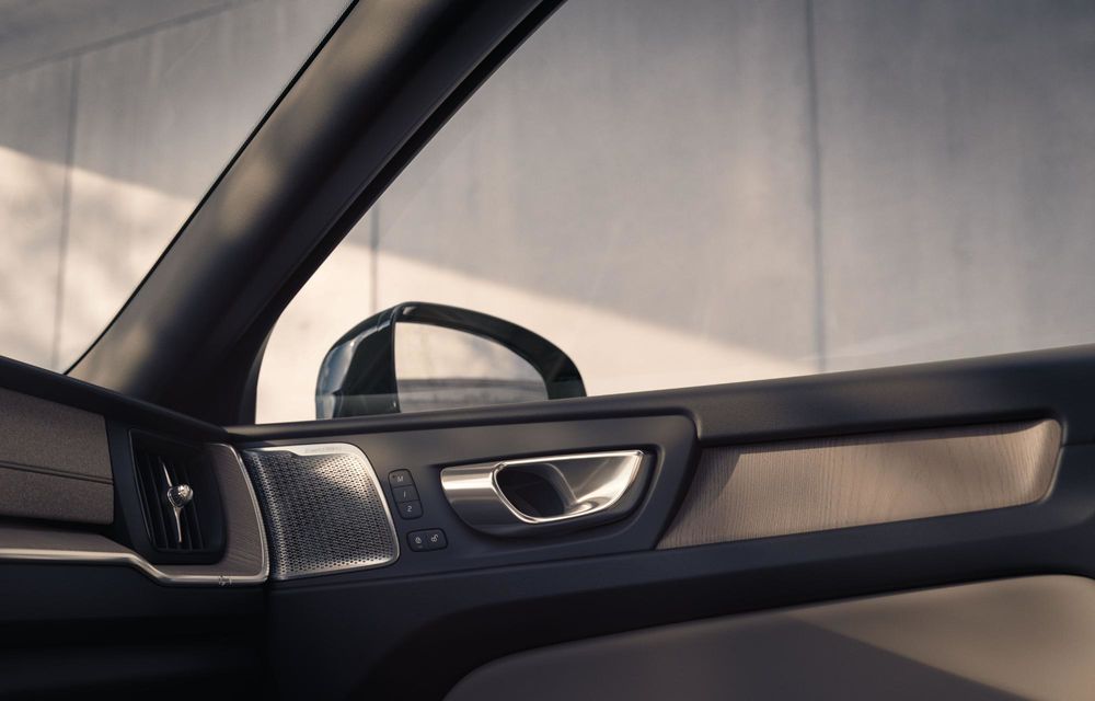 Volvo lansează versiuni PHEV noi pentru XC60 și XC90. Facelift pentru XC60 - Poza 21