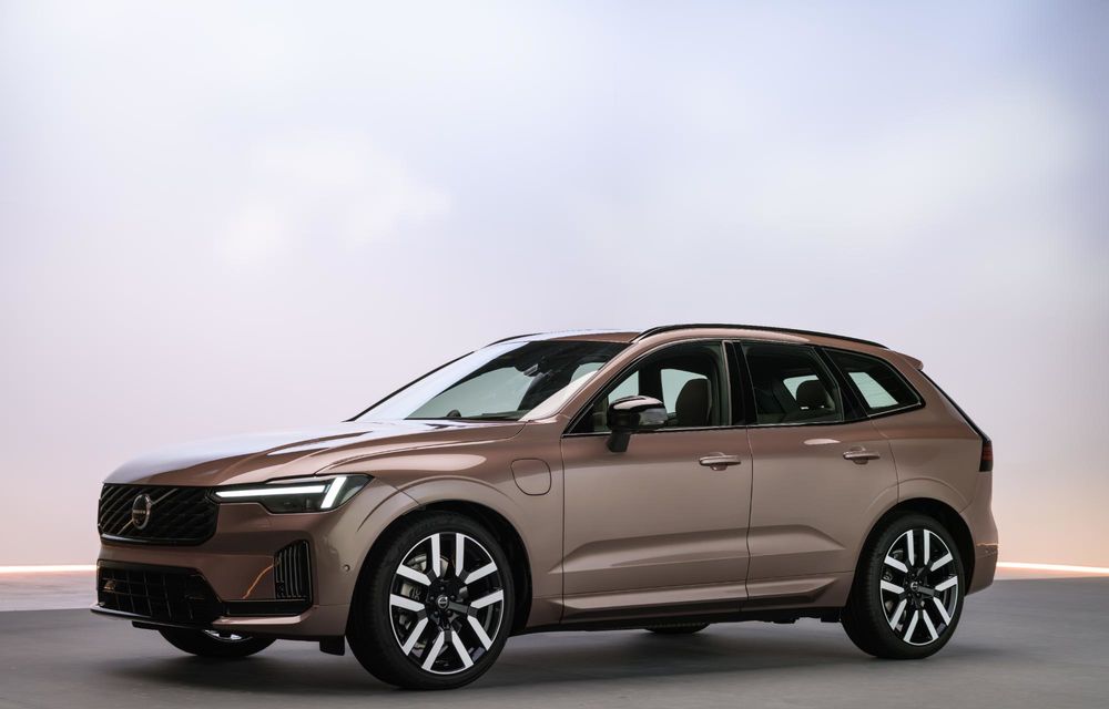 Volvo lansează versiuni PHEV noi pentru XC60 și XC90. Facelift pentru XC60 - Poza 34