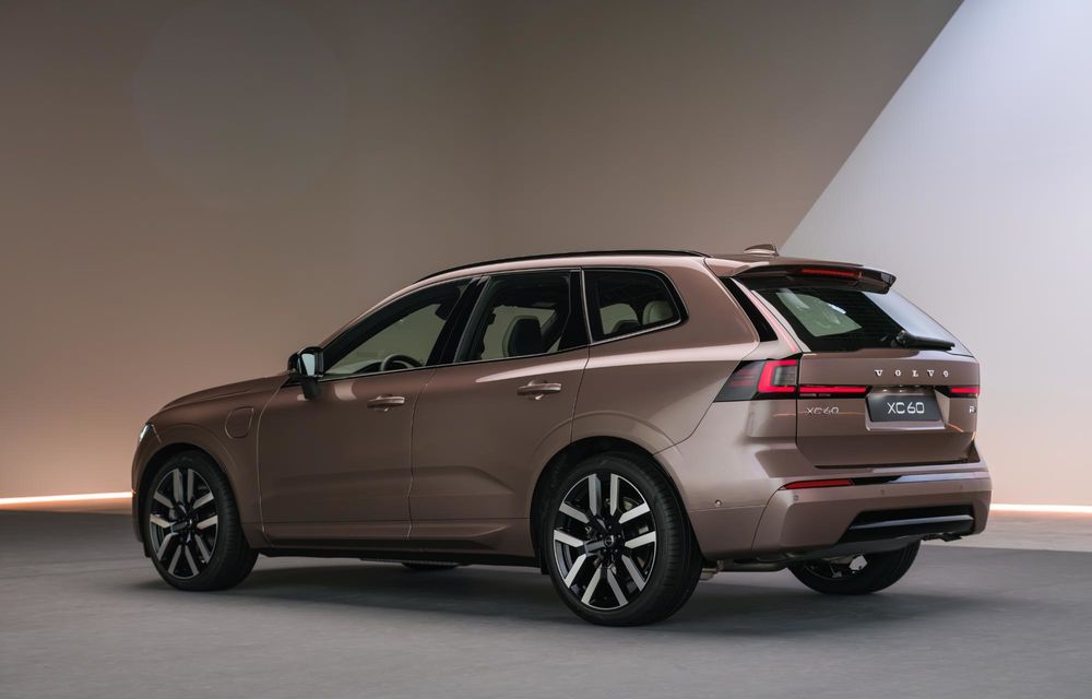 Volvo lansează versiuni PHEV noi pentru XC60 și XC90. Facelift pentru XC60 - Poza 43