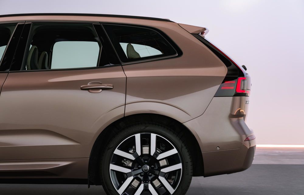 Volvo lansează versiuni PHEV noi pentru XC60 și XC90. Facelift pentru XC60 - Poza 44